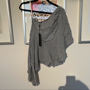 Halston Heritage One Shoulder Drape Top ✨🖤